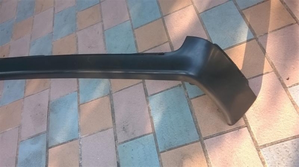 ลิ้นชายกันชนหน้า ของ w210