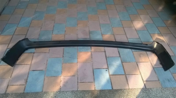 ลิ้นชายกันชนหน้า ของ w210