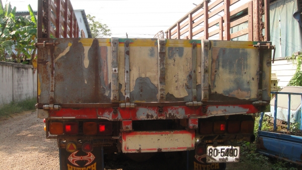 10ล้อ หัวยาวเพลาเดียว เครื่อง6BF 185แรง ช่วงล่างร็อคกี้ เพาเวอร์ คัสฃีสวย ยางดี10เส้น รถขับดีมาก เจ้าของเดิมใช้อยู่ทุกวันดูแลดี สวยสุดในรุ่นเดียวกัน ราคาถูก