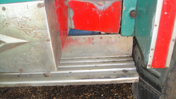 10ล้อ หัวยาวเพลาเดียว เครื่อง6BF 185แรง ช่วงล่างร็อคกี้ เพาเวอร์ คัสฃีสวย ยางดี10เส้น รถขับดีมาก เจ้าของเดิมใช้อยู่ทุกวันดูแลดี สวยสุดในรุ่นเดียวกัน ราคาถูก