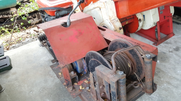 วินช์ พร้อมเครื่องยนตร์ 7 แรง ราคา 11800 บาท สอบถามได้ ต่อรองได้ขายได้ขายครับ