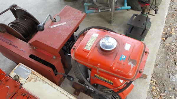 วินช์ พร้อมเครื่องยนตร์ 7 แรง ราคา 11800 บาท สอบถามได้ ต่อรองได้ขายได้ขายครับ