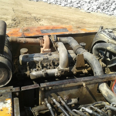 ขายด่วนแม็คโคร HITASHI EX200-2 รถสภาพพร้อมใช้งาน เครื่องเกียร์ดี โซ่ช่วงล่างสวย ไฟฟ้าอยู่ เอกสารสัญญาซื้อขาย