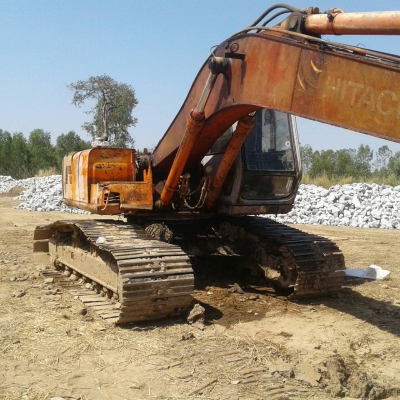 ขายด่วนแม็คโคร HITASHI EX200-2 รถสภาพพร้อมใช้งาน เครื่องเกียร์ดี โซ่ช่วงล่างสวย ไฟฟ้าอยู่ เอกสารสัญญาซื้อขาย