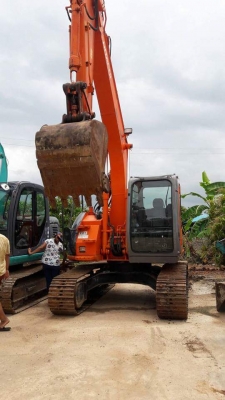 ขาย HITACHI ZX135US  ปี 2005  เก่าญี่ปุ่นแท้   มีลายแย๊ก   สภาพสวย เอกสารอินวอยครบ  พร้อมใช้  ลองระบบกันได้ทุกวัน  โทร  089-3818694  ดวงนภา