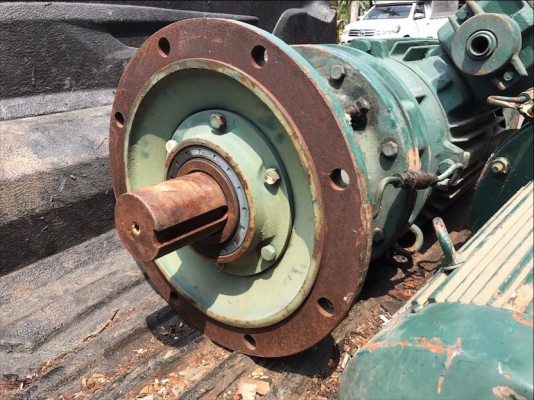 ขายเหมามอเตอร์เกียร์หน้าแปลน Sumitomo 30HP. / 15HP. สภาพเดิมๆ ถอดออกจากโรงงานครับ ขายเหมา 2ตัว ขายเหมามอเตอร์เกียร์หน้าแปลน Sumitomo 30HP. / 15HP. สภาพเดิมๆ ถอดออกจากโรงงานครับ ขายเหมา 2ตัว