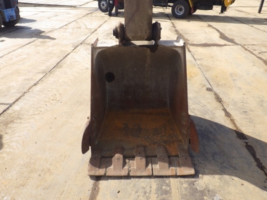 Hitachi ZX200-E ปี 2011 สภาพสวยมาก นำเข้าจากญี่ปุ่น