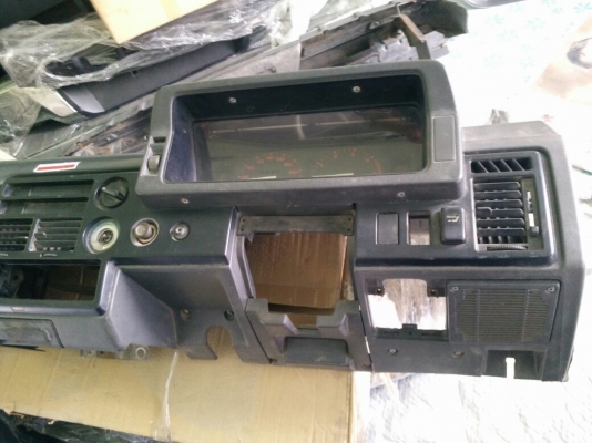 คอนโซลหน้ามาสด้าธันเดอร