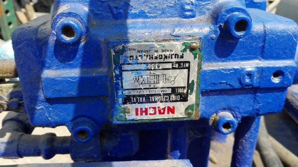 ** จัดส่งภูเก็ตครับ ** ปั้มน้ำมันไฮดรอลิค มอเตอร์ Mitsu 5 HP 380V ถังจุ 100 ลิตร พร้อมใช้งาน