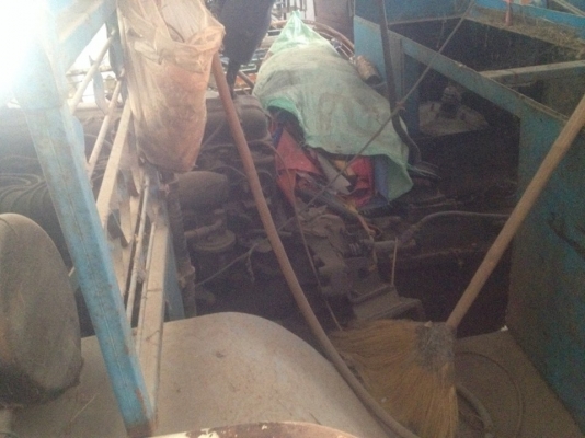 รถอีแต๋นติดเครื่องสีข้าว