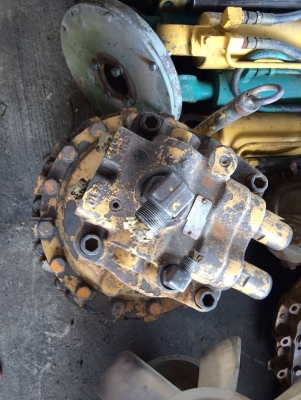 โป๊ะสวิง CAT E200B เก่า ราคา 90,000 บาท