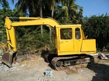 KOMATSU PC60-1