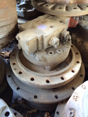 ตัวเดิน CAT E200B เก่า ราคา 60,000 บาท