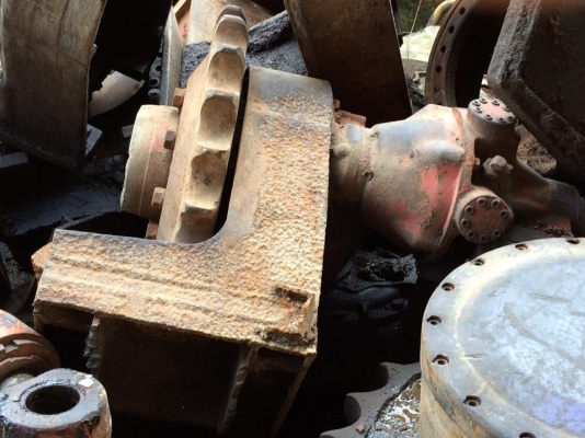 ตัวเดิน KATO HD450G เก่านอกญี่ปุ่น คู่ละ 100,000 บาท