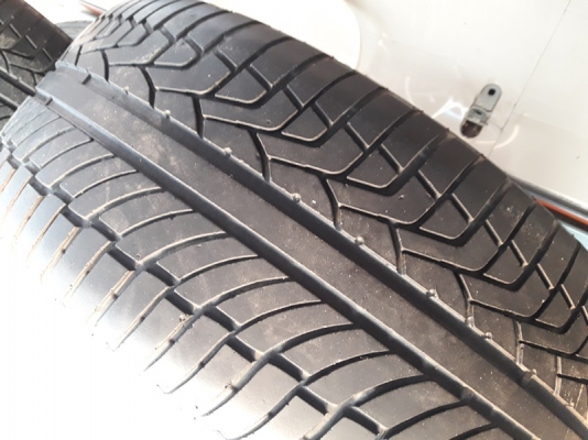 ล้อGT2 ขอบ20 6รู  ยางปี11  4 ล้อ