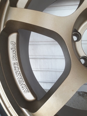 ล้อGT2 ขอบ20 6รู  ยางปี11  4 ล้อ