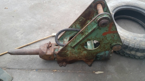 รถแบคโฮ Kubota 40 พร้อมหัวเจาะ รถแบคโฮ Kubota 40 พร้อมหัวเจาะ