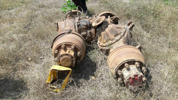 ขายอะไหล่ เพลาท้าย MITSUBISHI ของFN527MA 2เส้น หน้าหลัง ทุกอย่างอยู่ครบสมบรูณ์ ขาดเพลาข้าง1อ้น ราคา 50,000บ. สนใจ 0835601591 หรือ 0903494058