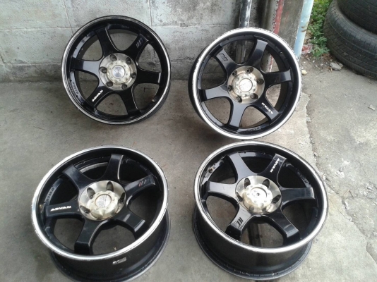 ขอบ18นิ้ว6รู ชุดนี้ ราคา 8200 บาท