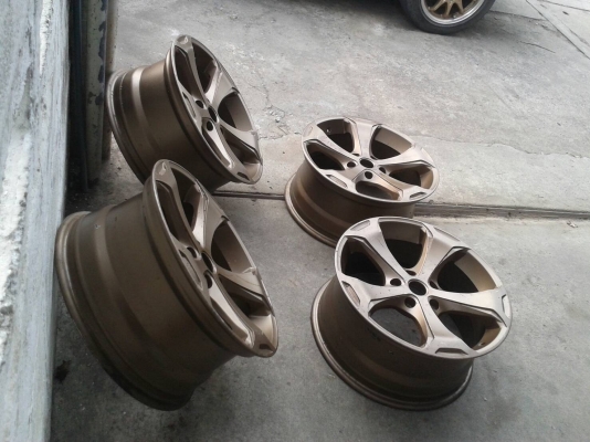 ขอบ17นิ้ว5รู114 ชุดนี้ ราคา 7200 บาท