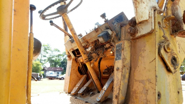 ขายด่วนรถตัก KOMATSU530 รถสวยสภาพพร้อมใช้งาน เครื่องปั้มดี ระบบดิดเบรก4ล้อ ยางสวยพร้อมใช้งาน เอกสารใบอินวอย