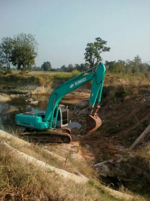 ให้เช่ารถแมคโคร  sk120-sk200 รายวัน-รายเดือน  สนใจติดต่อสอบถามรายละเอียดได้ที่. คุณเบียร์. 0802719535