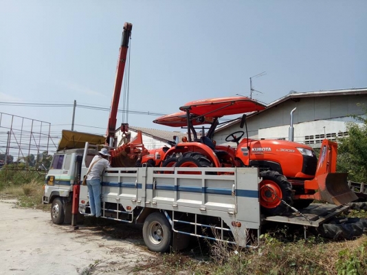 คูโบต้า L3008DT 4 WD ใบมีดดันหน้าช้าง ผานหลังช้าง
