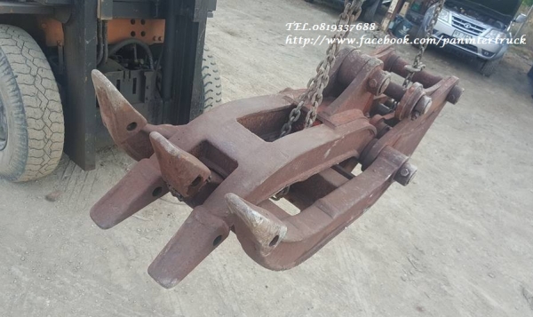 FROM JAPAN ตัวคีบปากหนีบไม้ CLAMP NO BRAND*อุปกรณ์รองรับ สำหรับรถขุดไซค์ 55, 60, 65 /ราคาเพียง 38,000 บาท FROM JAPAN ตัวคีบปากหนีบไม้ CLAMP NO BRAND*อุปกรณ์รองรับ สำหรับรถขุดไซค์ 55, 60, 65 /ราคาเพียง 38,000 บาท