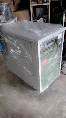 ขายเครื่องเชื่อมอาร์ก้อนไต้หวัน Are Men TIG300 AC/DC