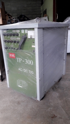ขายเครื่องเชื่อมอาร์ก้อนไต้หวัน Are Men TIG300 AC/DC