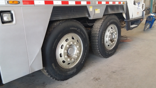 ขาย 9,900,000 รถเครน SANY 80 t.วิ่ง 3,803 km.2,034 H.เล่มทะเบียน รถสวยเหมือนใหม่ ใช้งานน้อย รถอยู่ ระยอง 090-772-3710 090-772-3708