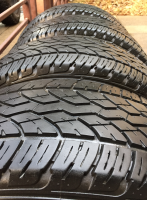 ยาง Yokohama 255 70 15 กลางปี14 ดอกเยอะ ใช้ยาว ราคาไม่แพง ยาง Yokohama 255 70 15 กลางปี14 ดอกเยอะ ใช้ยาว ราคาไม่แพง