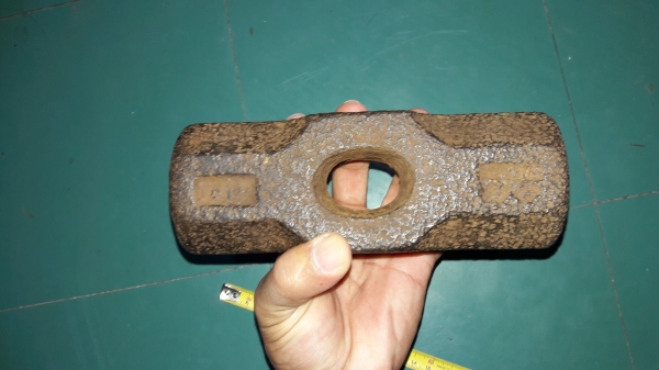 ขายหัวค้อนปอนงานเก่าๆขนาดใหญ่หนักมากหน้ากว้าง2.5"ยาว7" เหล็กดี