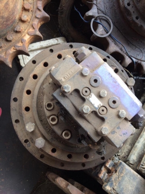 ตัวเดิน CAT325 เก่า ราคา 90,000 บาท