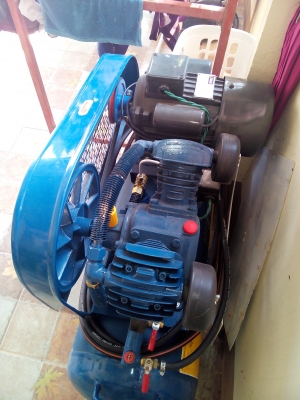 ปั้มลมมือสองสภาพใหม่แทบใม่ใด้ใช้