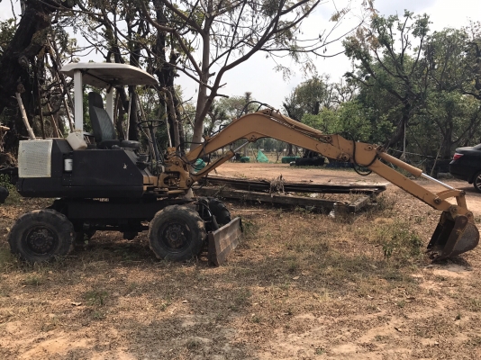 KOMATSU PW30-1 สองเพลา 195,000 บาท เครื่องดี ปั้มแรง สภาพพร้อมใช้งาน เอกสารชื่อขาย