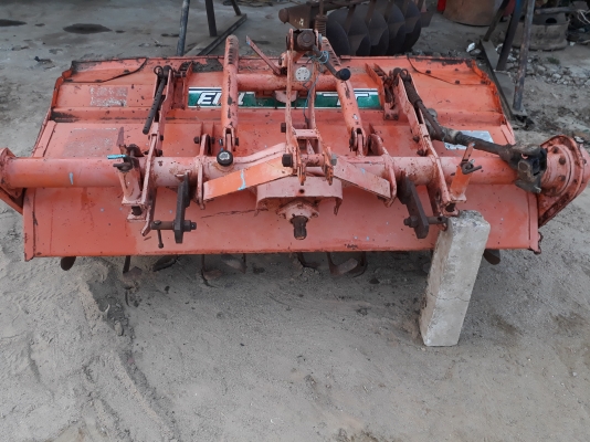 จัดส่งพี่จังหวัดปทุมธานีครับ ขายตัวโรตารี่ ขนาด1.60ม. พร้อยยอยปั่น เก่านอกใช้ไม่เท่าไหร่เองครับ จัดส่งพี่จังหวัดปทุมธานีครับ ขายตัวโรตารี่ ขนาด1.60ม. พร้อยยอยปั่น เก่านอกใช้ไม่เท่าไหร่เองครับ