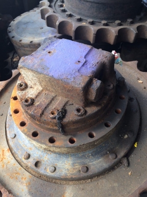 ตัวเดิน PC100-3 ของเก่า ราคา 80000 บาท สนใจติดต่อ 0955877888