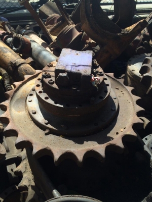 ตัวเดิน PC100-3 ของเก่า ราคา 80000 บาท สนใจติดต่อ 0955877888