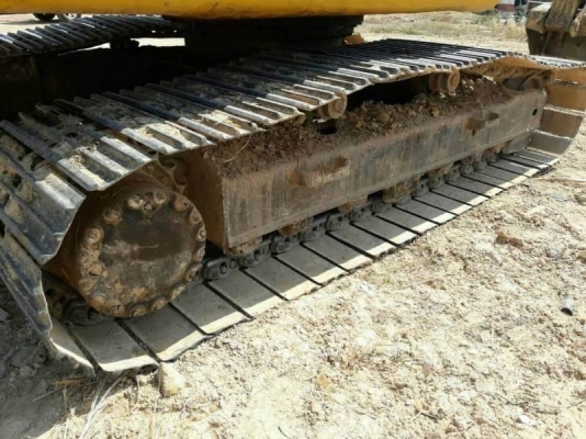 KOMATSU PC200-6 ราคา 895,000 บาท เครื่องเดิม ดี ปั้มแรง โช่หนา เอวแน่ ไฟฟ้าครบ  เอกสารเล่มทะเบียน