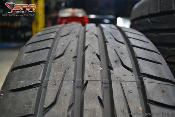 DUNLOP DZ102 245/35R19 ปี14 เส้นละ 4,500 บาท DUNLOP DZ102 245/35R19 ปี14 เส้นละ 4,500 บาท
