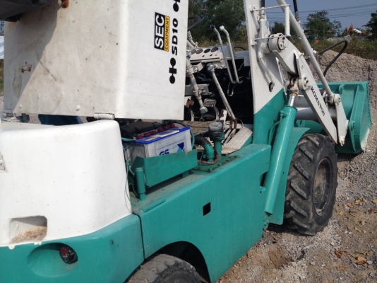 ขายด่วน ฟอร์คลิฟต์ Komatsu วางเครืองอีสุมังกรทอง เกียรธรรมดา ช่วงล่างแน่น เพียง 120000