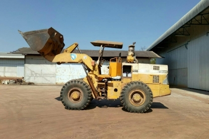 ขาย 495,000 บาท. รถตัก KOMATSU530 รถสวยสภาพพร้อมใช้งาน เครื่องปั้มดี ระบบดิดเบรก4ล้อ ยางสวยพร้อมใช้งาน เอกสารใบอินวอย  ร