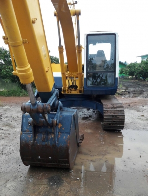 ขายKOMATSU PC120-5  เก่าญี่ปุ่นแท้  สภาพสวย  ตัวเดินใหญ่  คอนโทรลสั้น  พร้อมใช้  เอกสารอินวอยครบ  โทร  089-3818694  ดวงนภา
