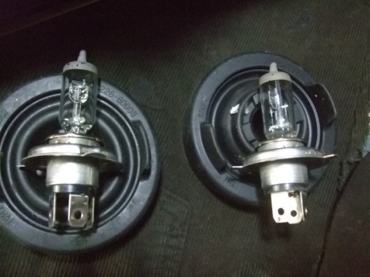 ไฟหน้า L200 สตาด้า ไฟหน้า L200 สตาด้า