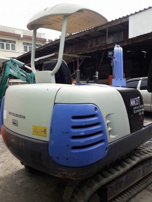 ขายMITSUBISHI  MM35T  เก่าญี่ปุ่นแท้   สภาพสวยมากๆ  เครื่องปั๊มดี  ยังไม่เคยใช้งานในไทย  ลองระบบกันได้ทุกวัน  โทร  089-3818694  ดวงนภา