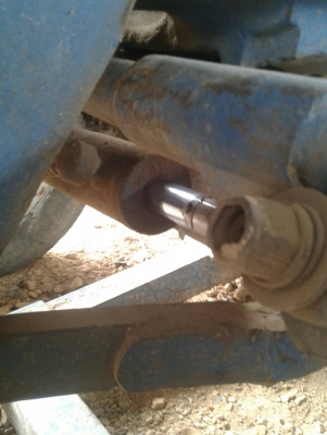 ขายรถไถ่ฟอร์ด 6610 แท้   พร้อมใช้งาน เล่มพร้อมโอน..