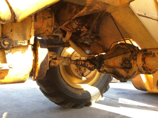 Komatsu JH30B ตู้เก๋ง นำเข้าจากญี่ปุ่น สวยมาก ราคาไม่แพงครับ Komatsu JH30B ตู้เก๋ง นำเข้าจากญี่ปุ่น สวยมาก ราคาไม่แพงครับ