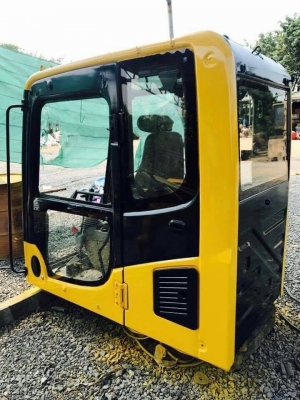 ขายหัวเก๋ง KOMATSU PC200-8 สภาพสวยๆค่ะ