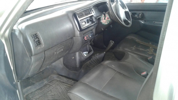 ขายรถดั้มปิ๊กอัพมิตรซูบิชิสตาด้า แอร์เย็น รถสวย เล่มทะเยียนพร้อมโอน สภาพพร้อมใช้งาน